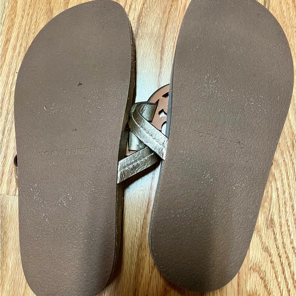 Tory Burch Miller Cloud | Gold, Size 7 - Box and Dust Bag included - Picture 6 of 7